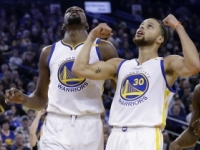 Video: Miami v NBA valcuje súperov, Curry očaril trojkami