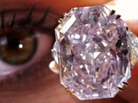 Takmer štvrtina Slovákov by kúpila luxusný šperk na splátky