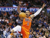 Video: Oklahoma opäť víťazne, Westbrook s 29. triple-double